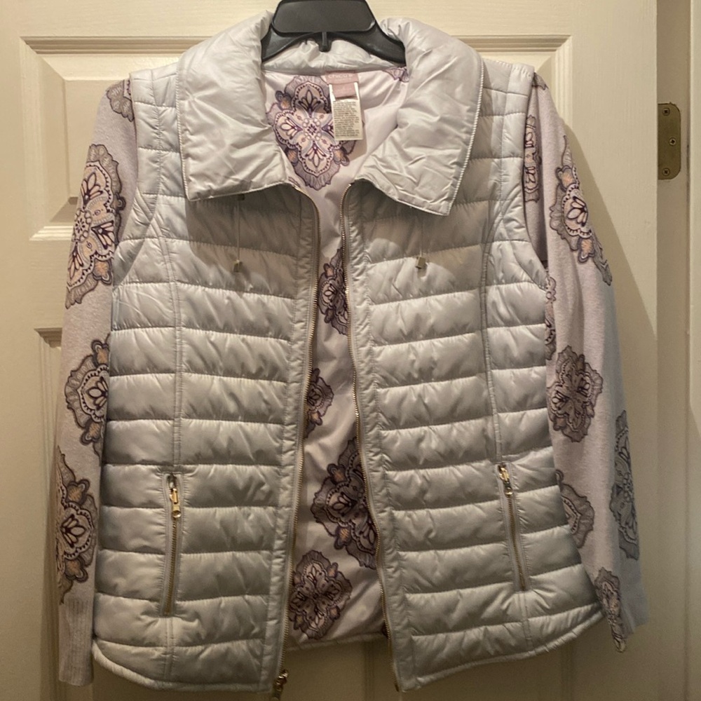 Puff vest with zipper sleeves